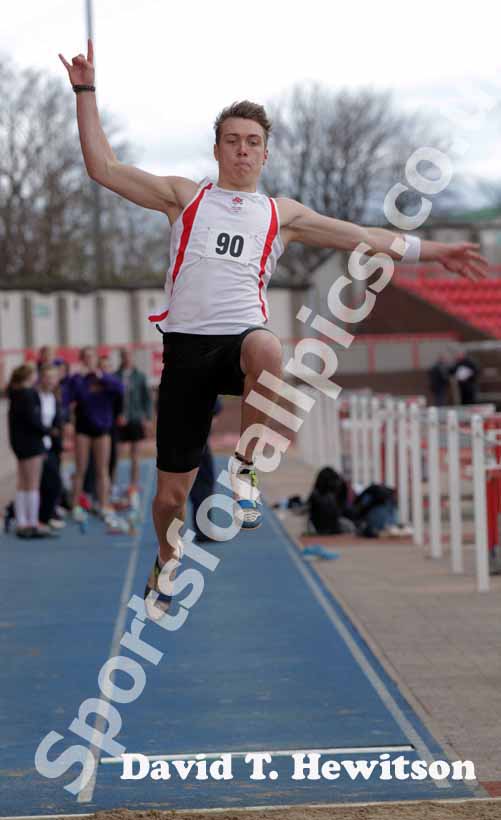Scott Hall (Gateshead Harriers).